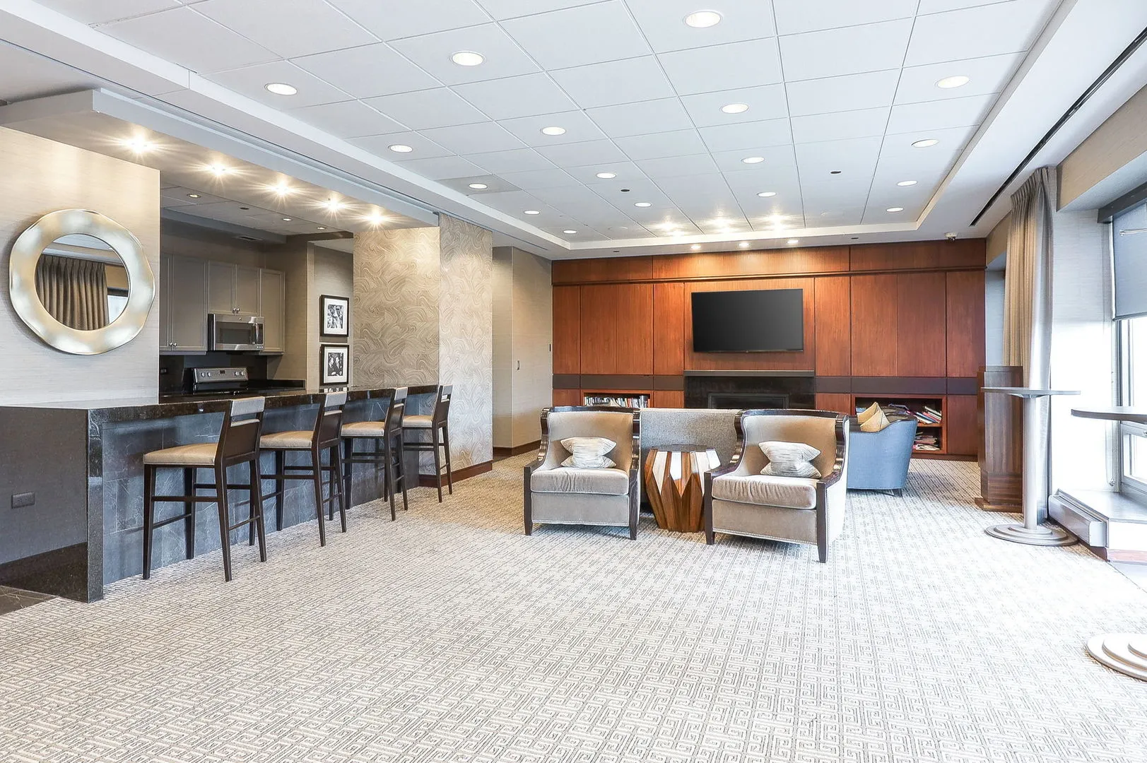 130 N Garland Court 1504 IL