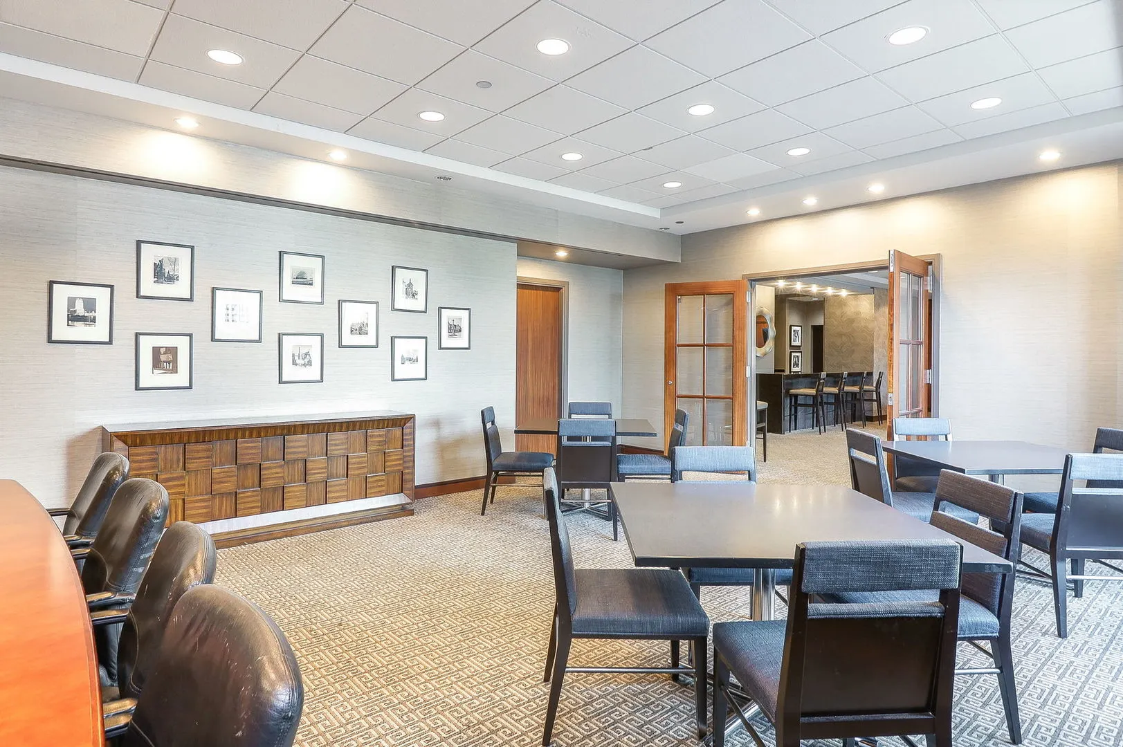 130 N Garland Court 1504 IL
