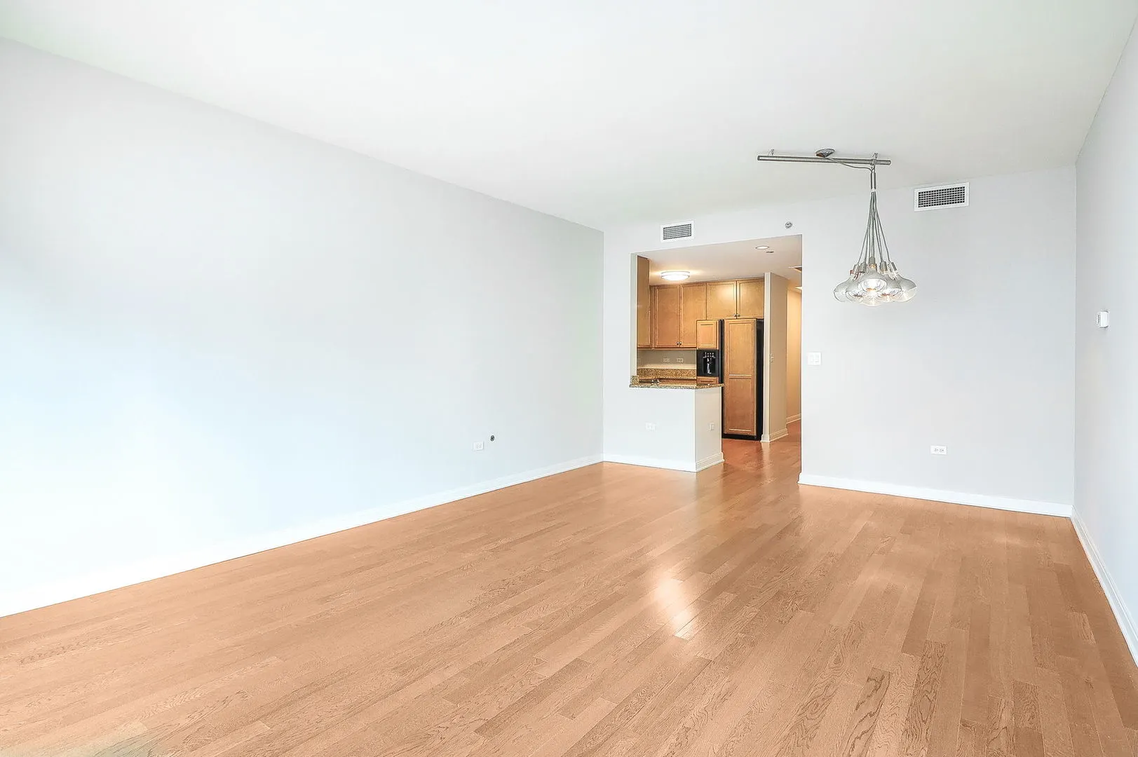 130 N Garland Court 1504 IL