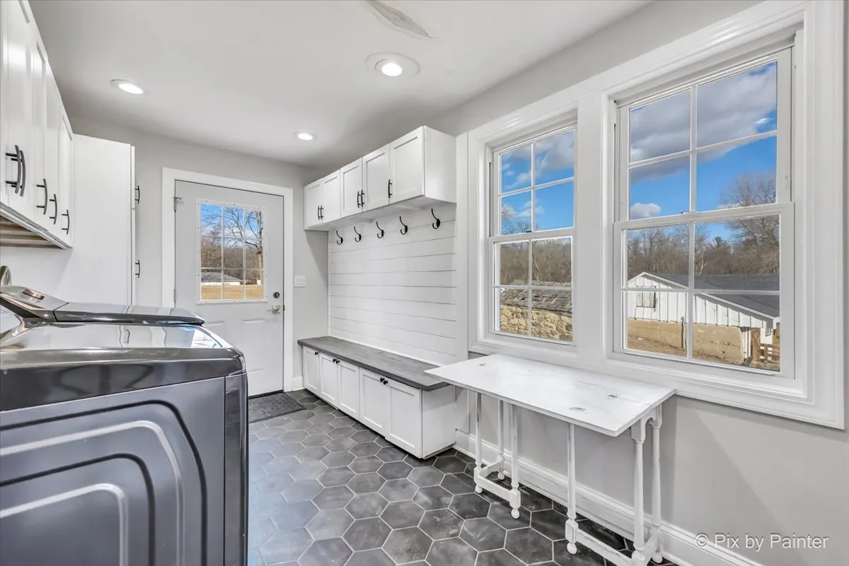 708 S Rose Farm Road IL
