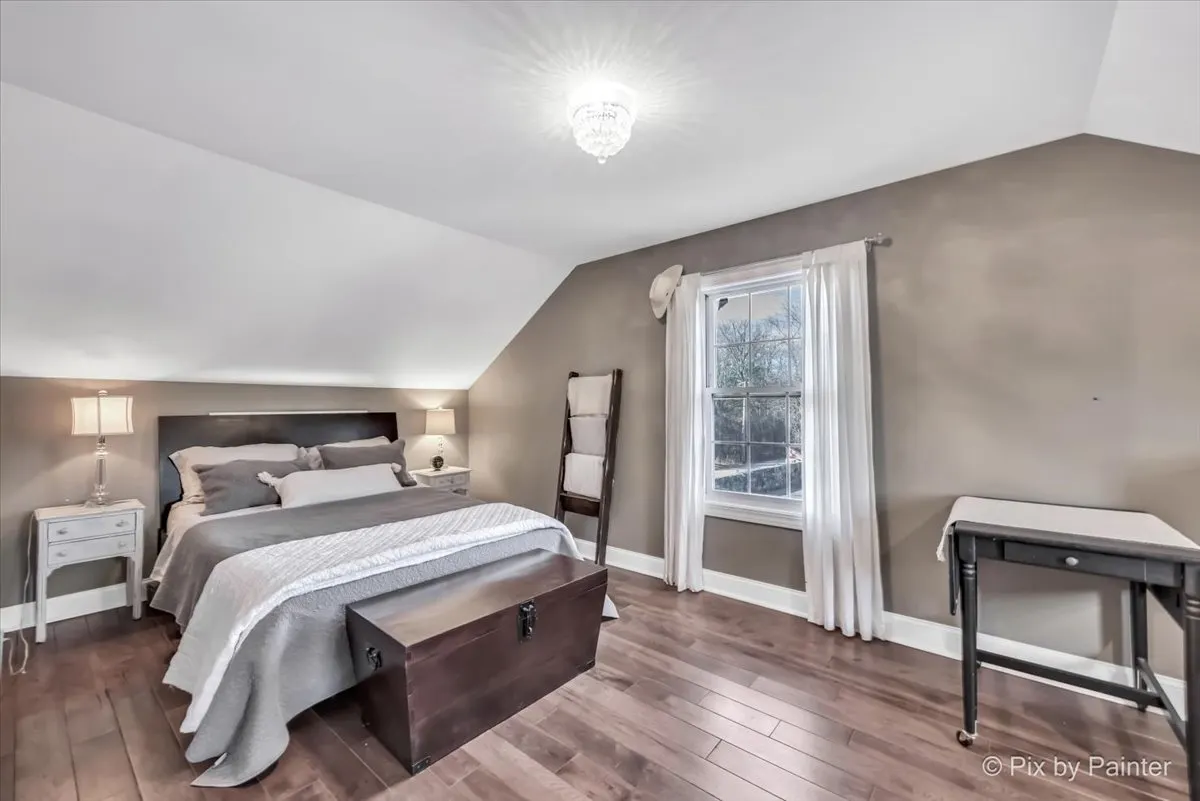 708 S Rose Farm Road IL