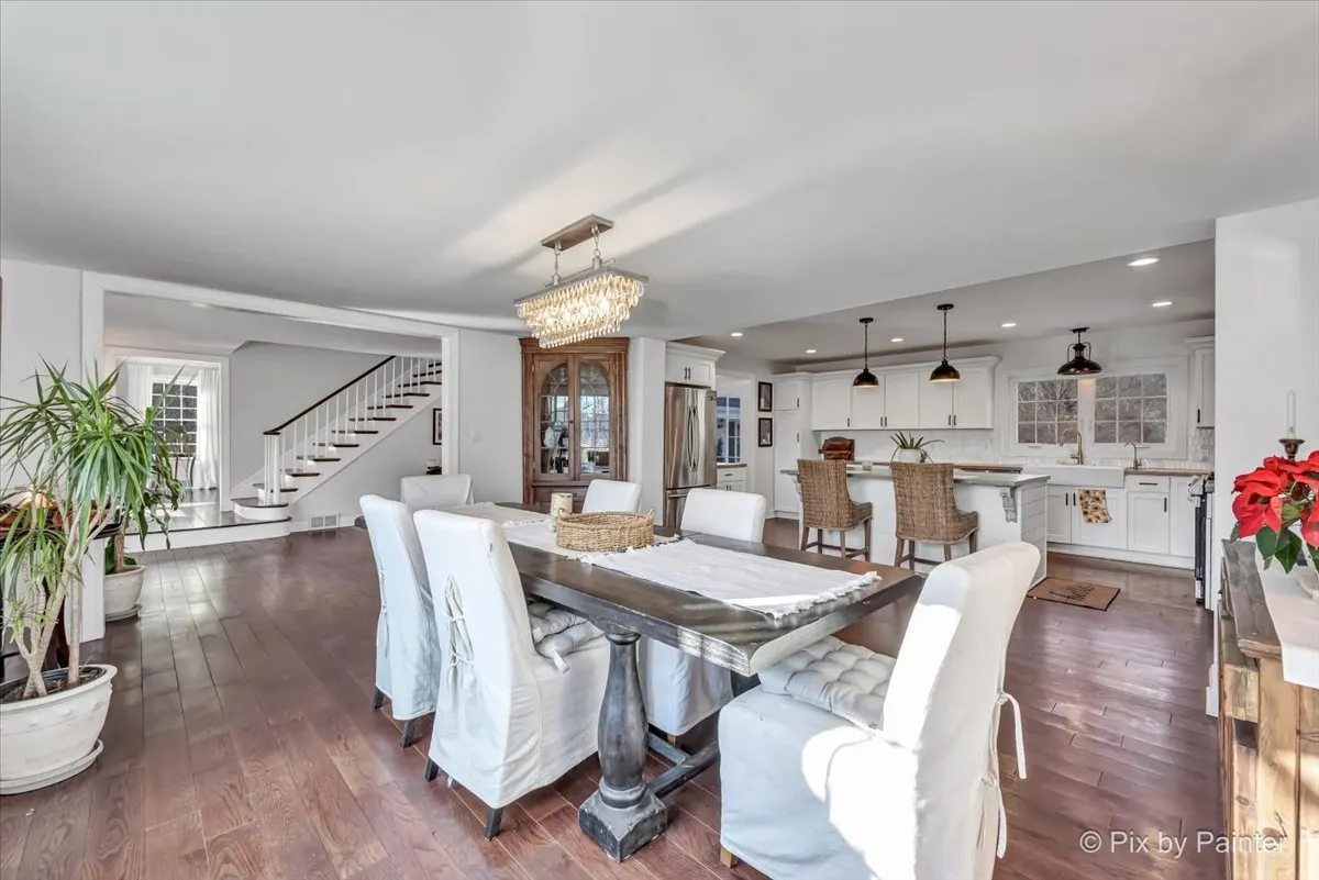 708 S Rose Farm Road IL