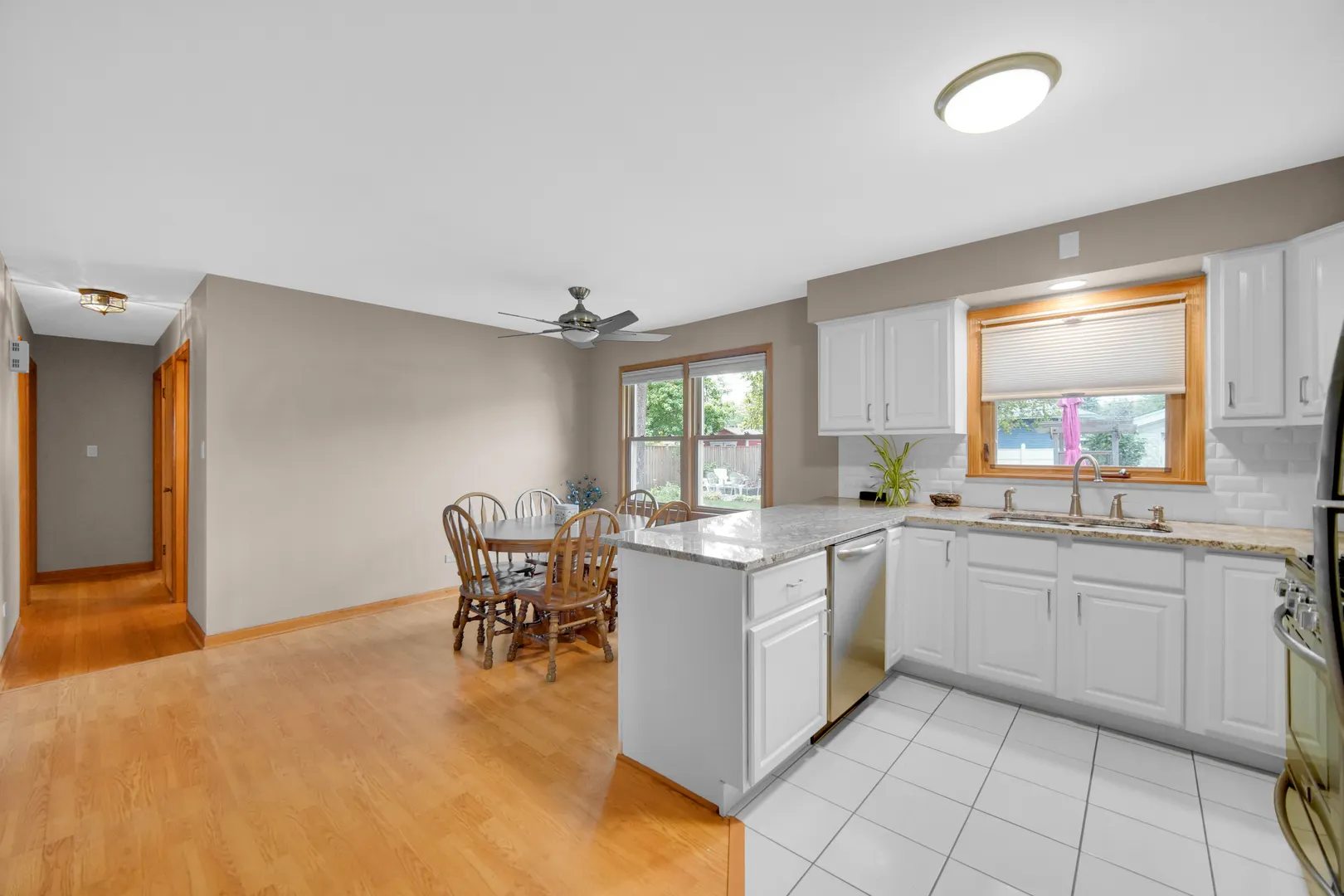6840 W Evergreen Avenue IL