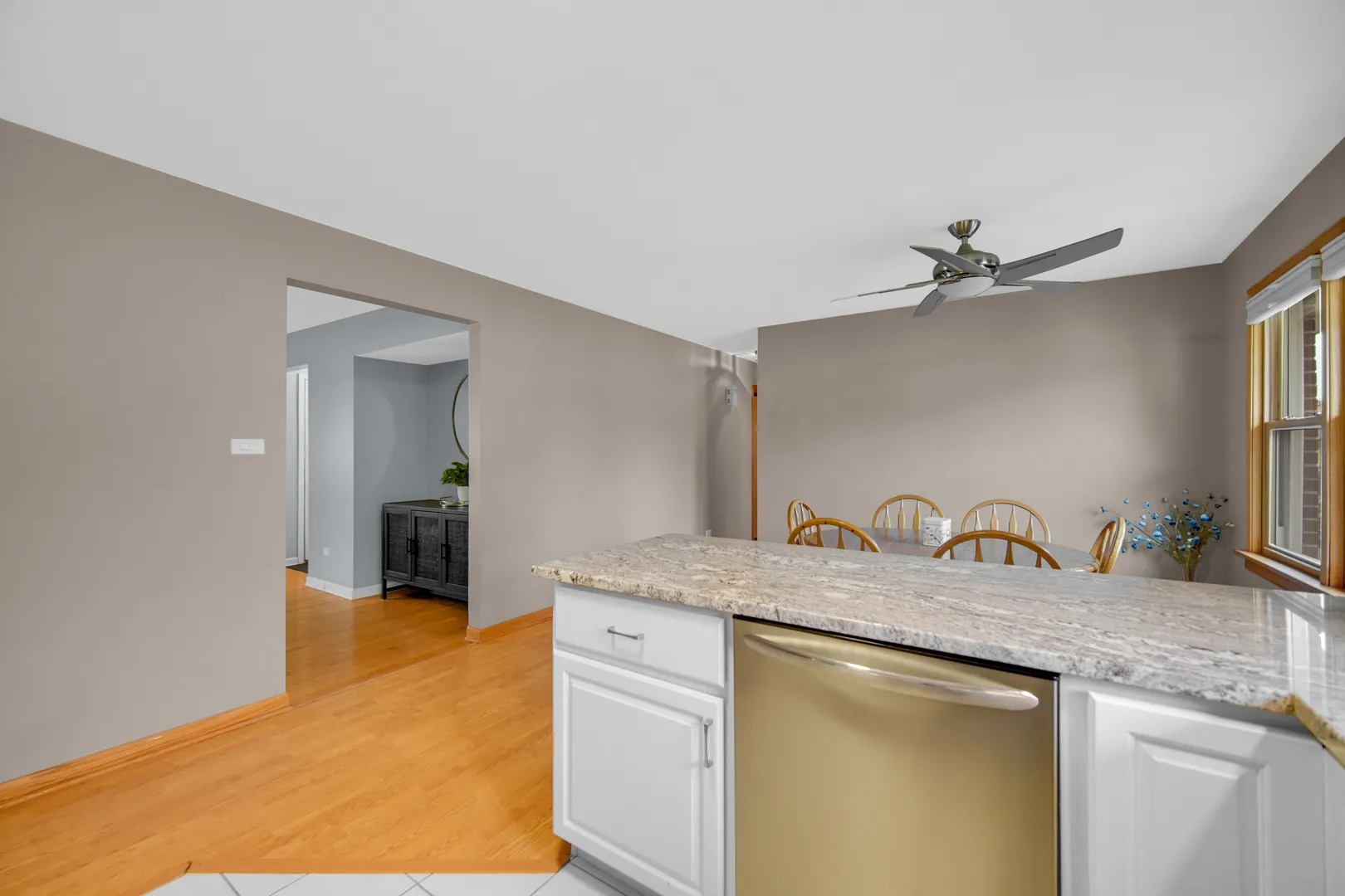 6840 W Evergreen Avenue IL