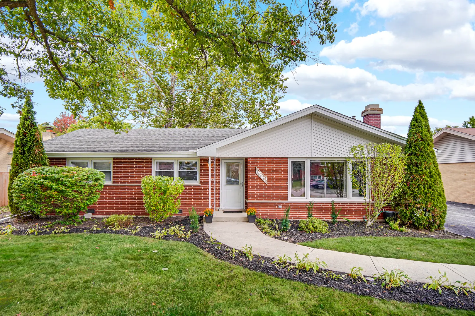 6840 W Evergreen Avenue IL
