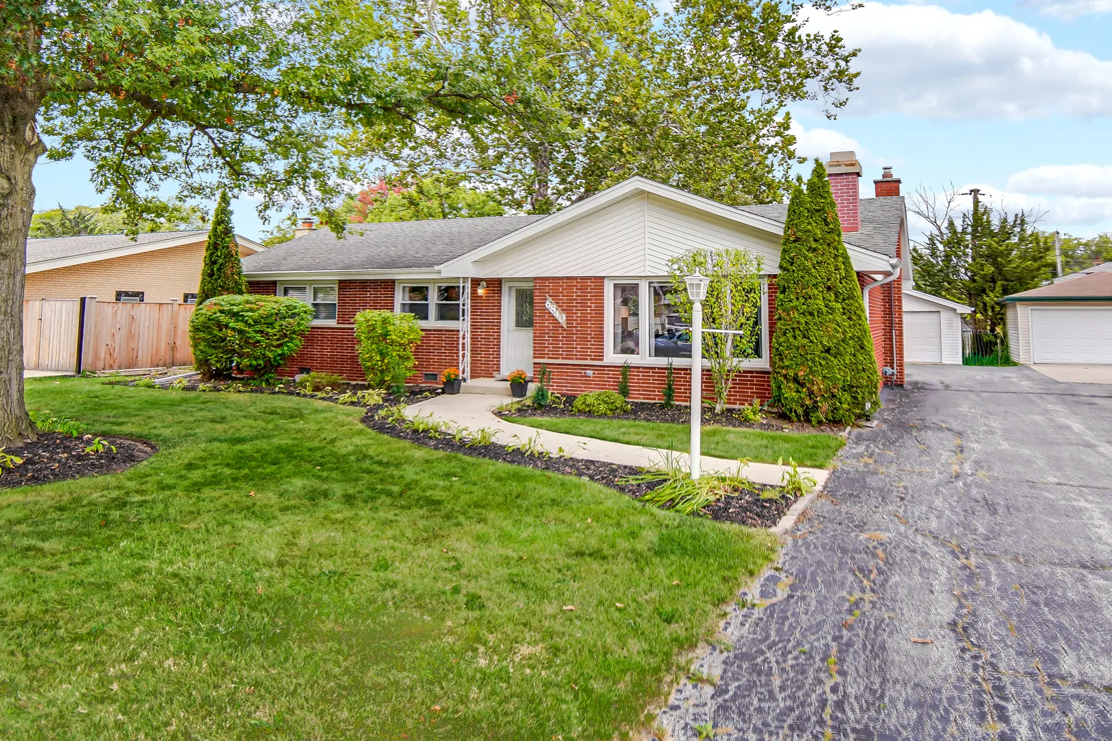 6840 W Evergreen Avenue IL