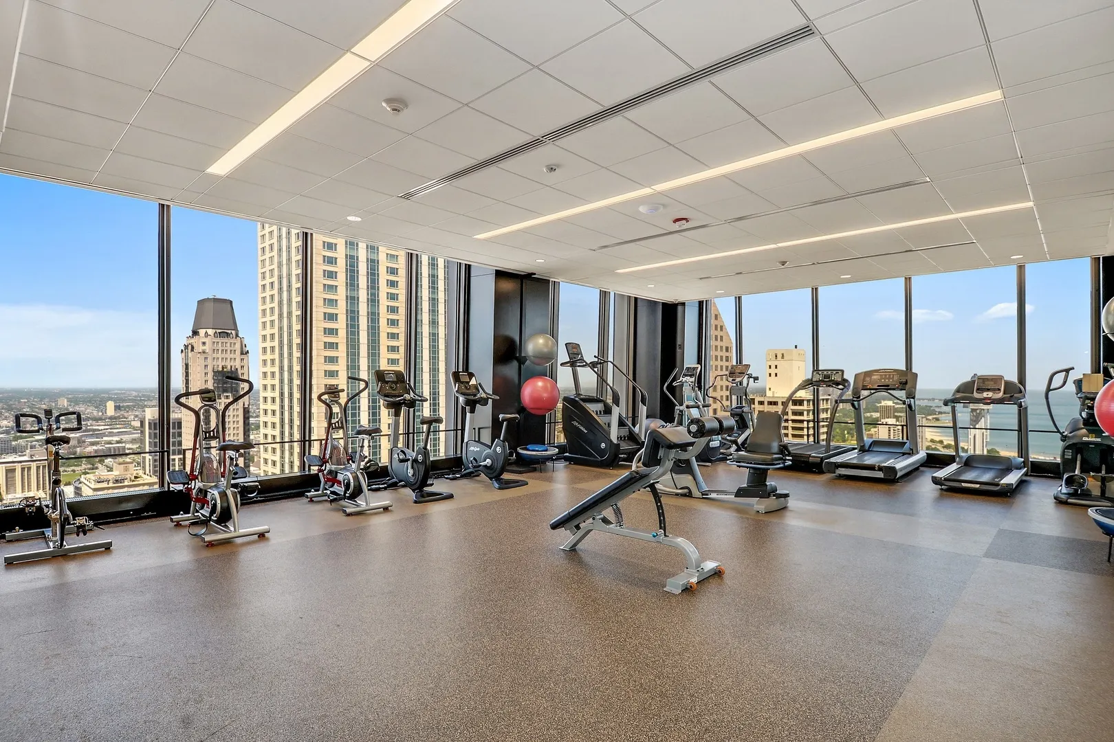 175 E Delaware Place 6021 IL