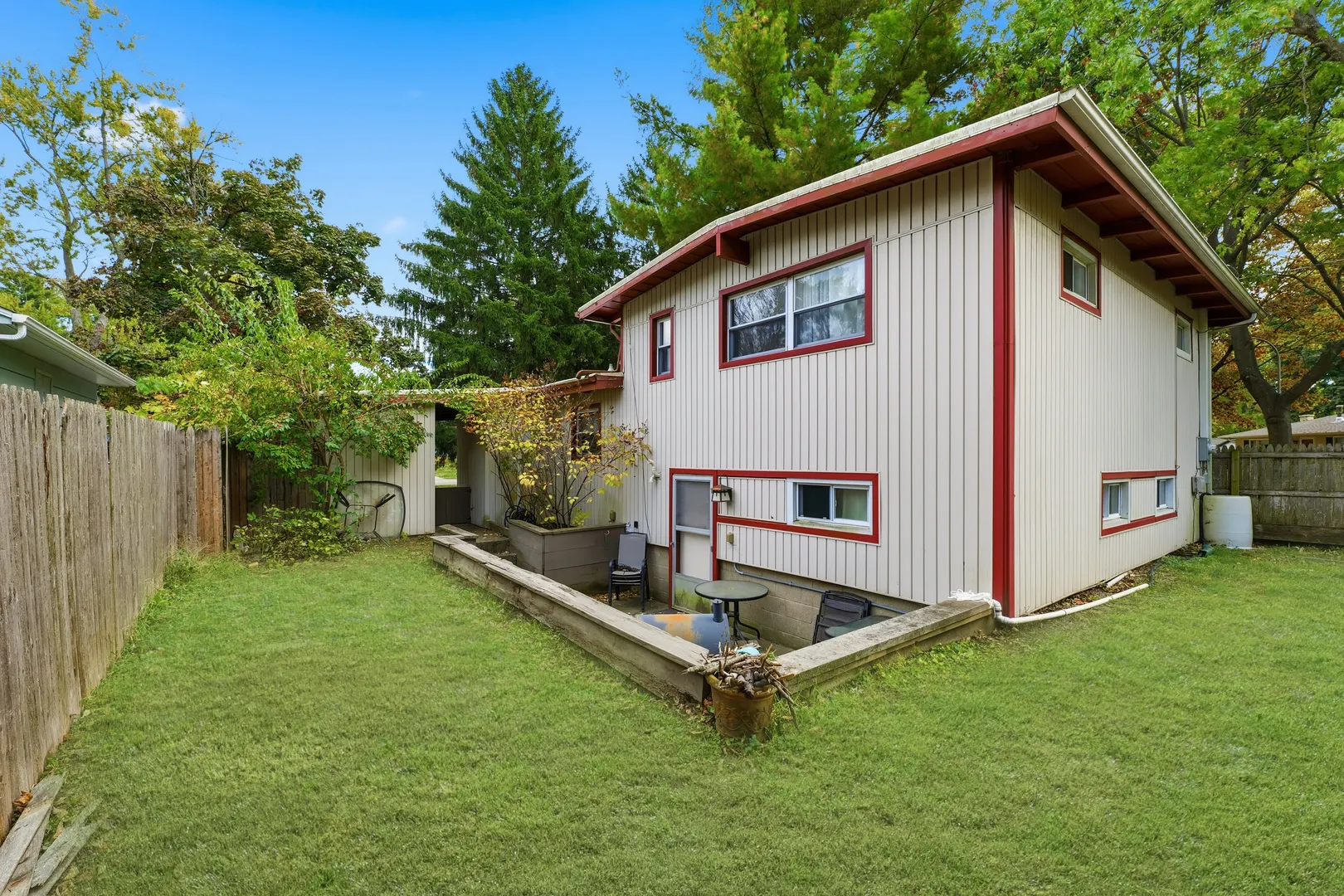 304 E Mumford Drive IL