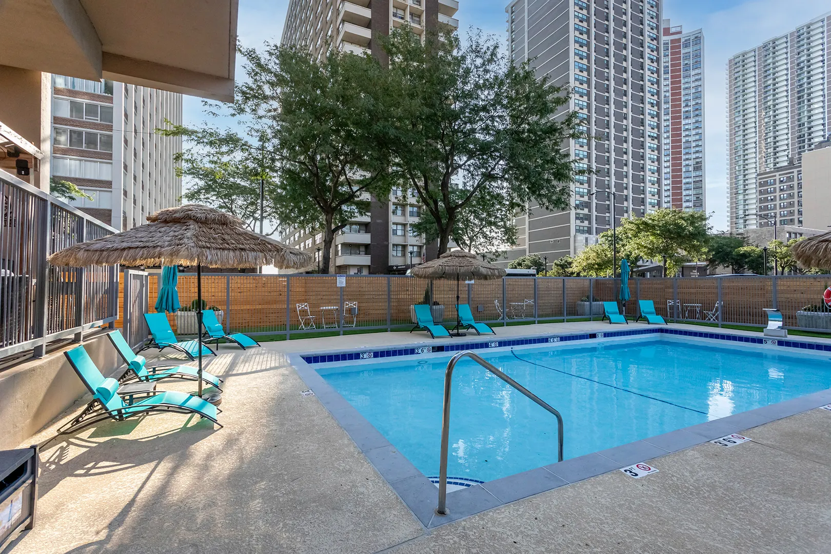 6166 N Sheridan Road 22B IL