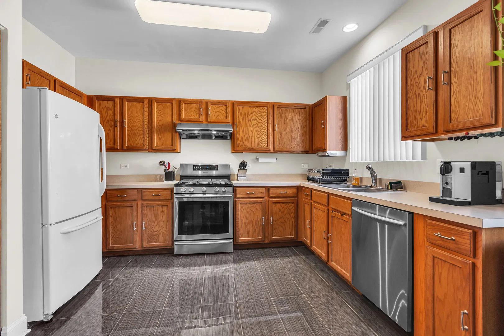 28794 W Pondview Drive IL