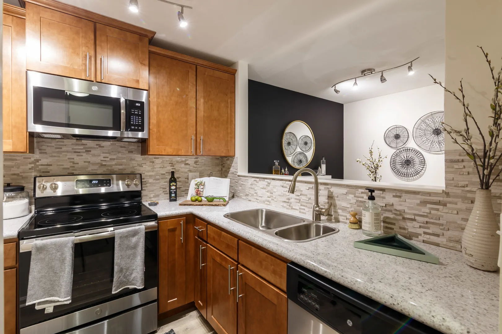 1731 Buttonwood Circle 2923 IL