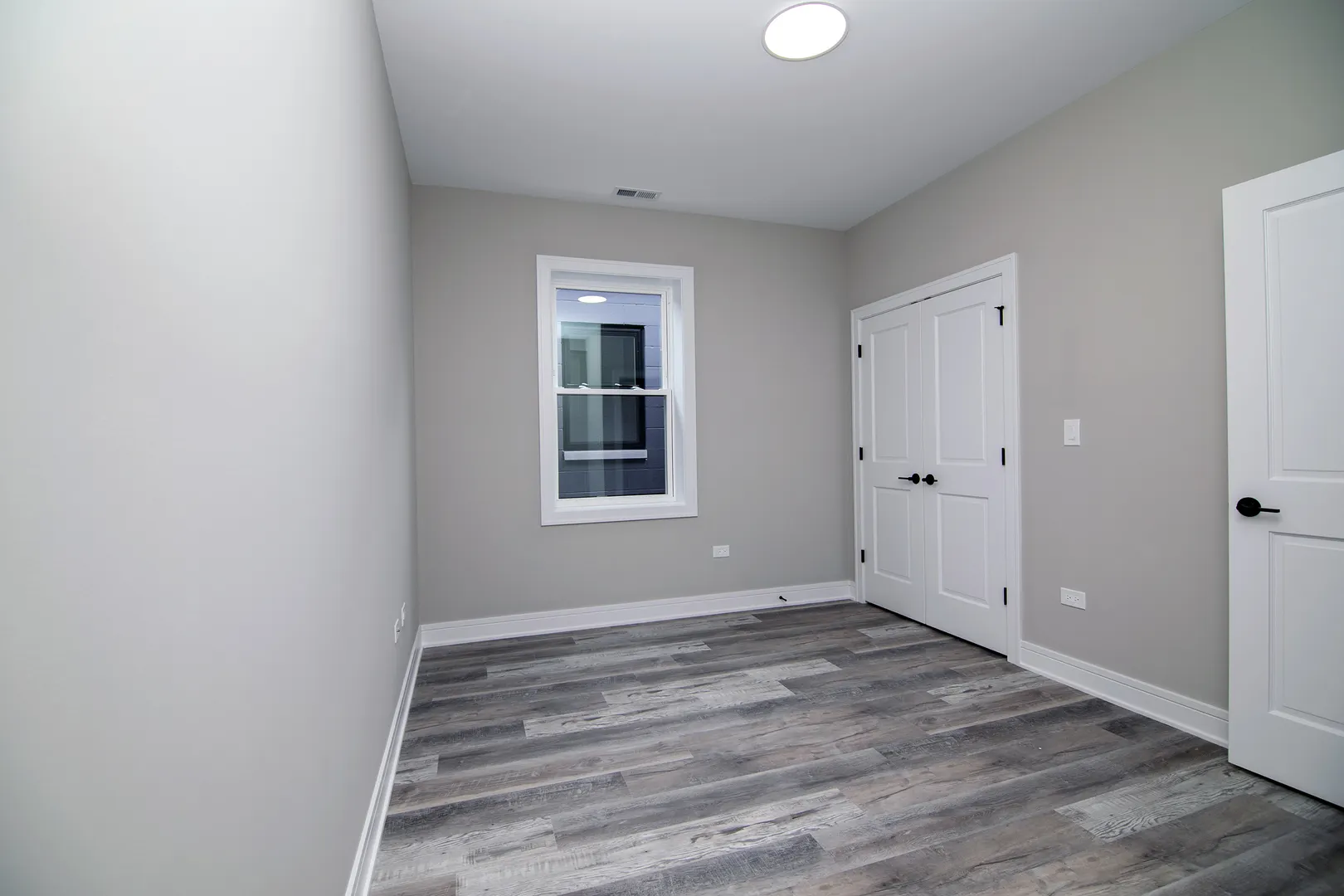 1422 E 66th Place IL
