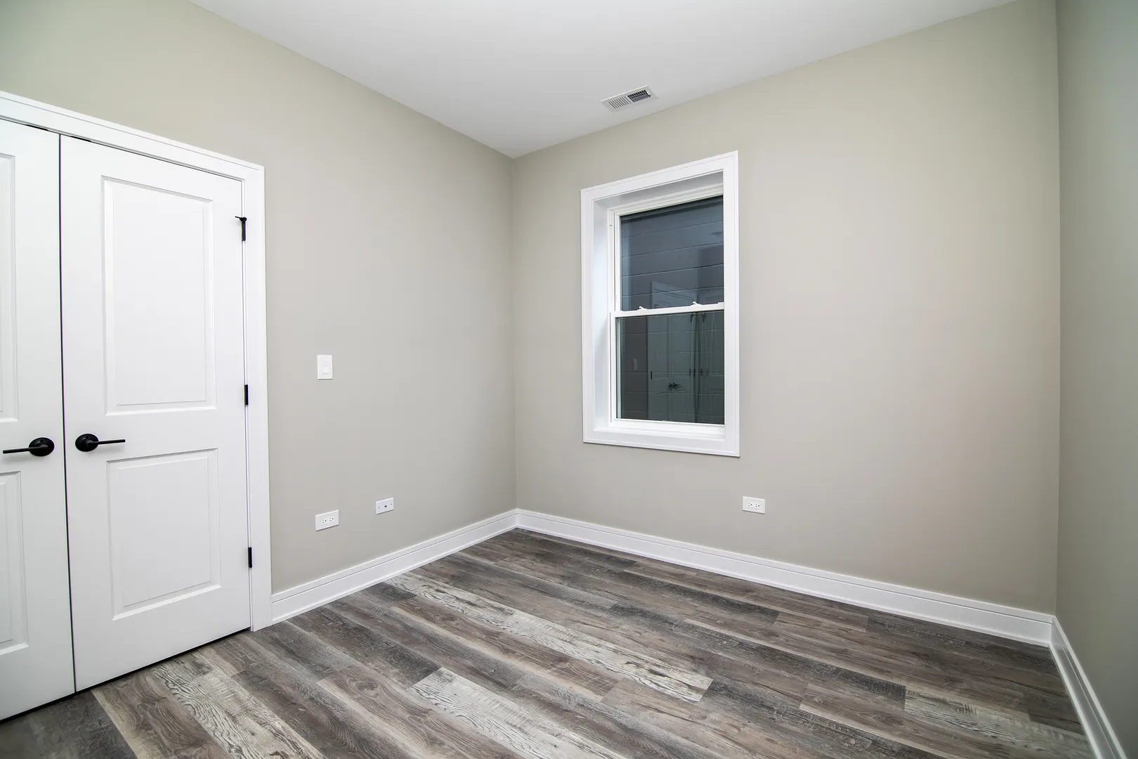 1422 E 66th Place IL
