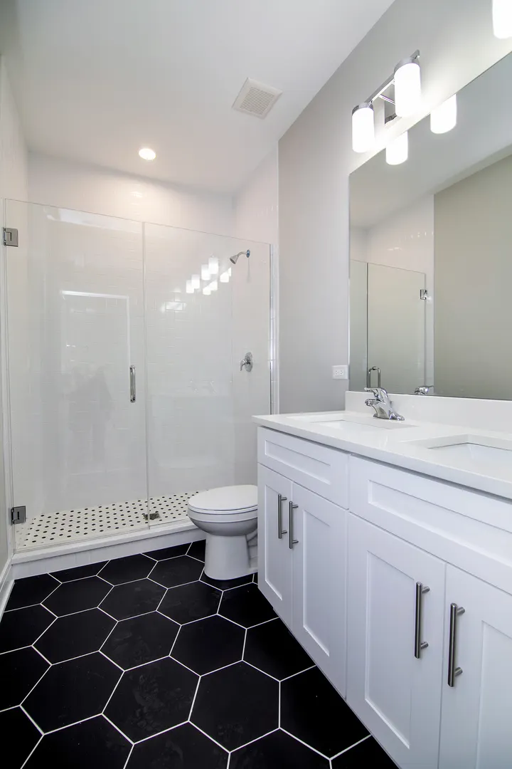 1422 E 66th Place IL