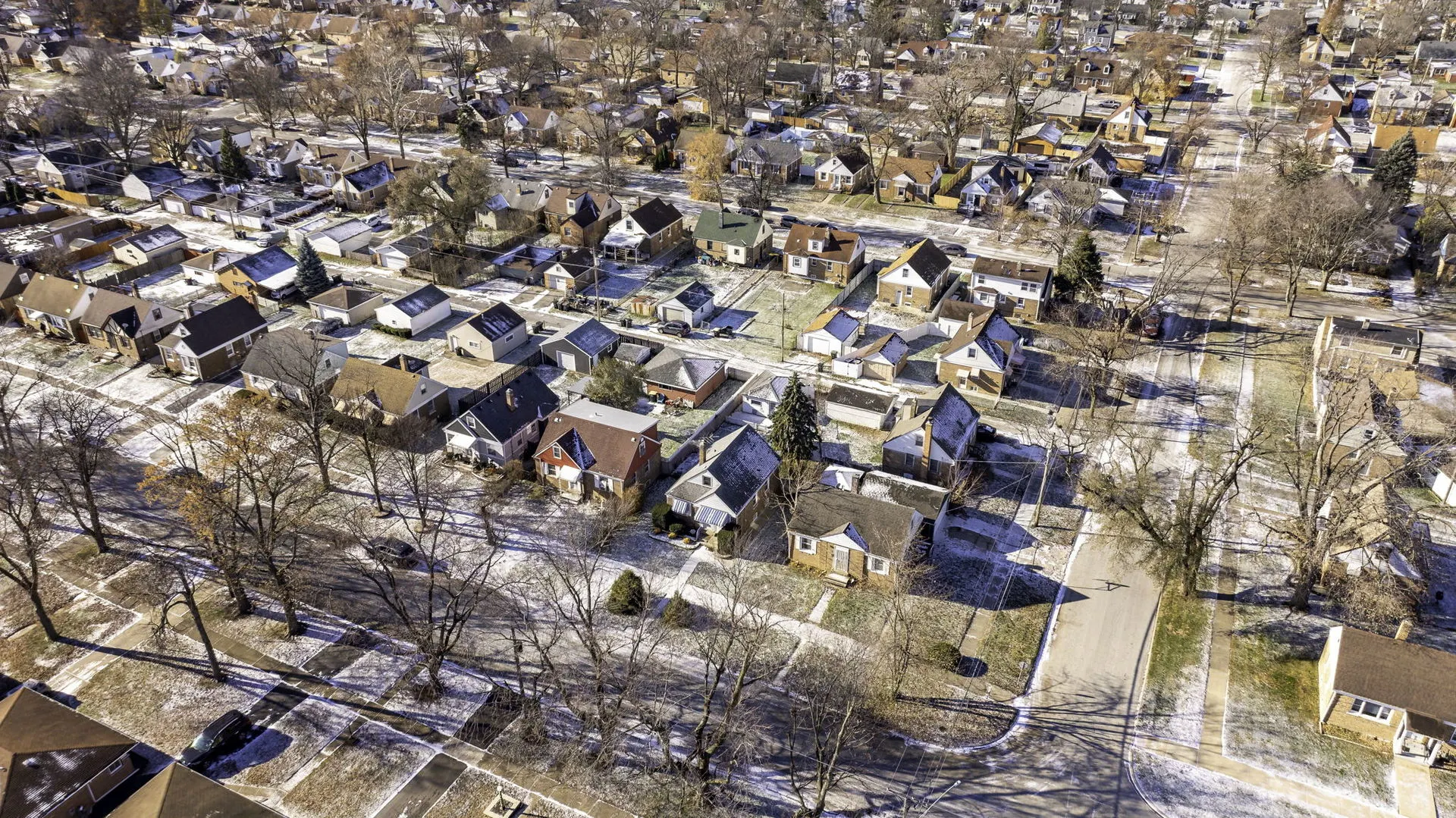 17912 School Street IL