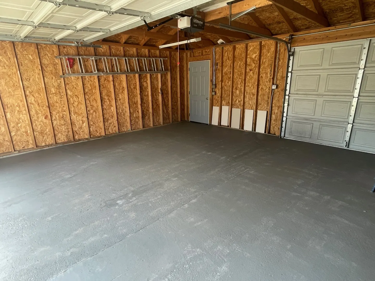 14105 S Saginaw Avenue IL