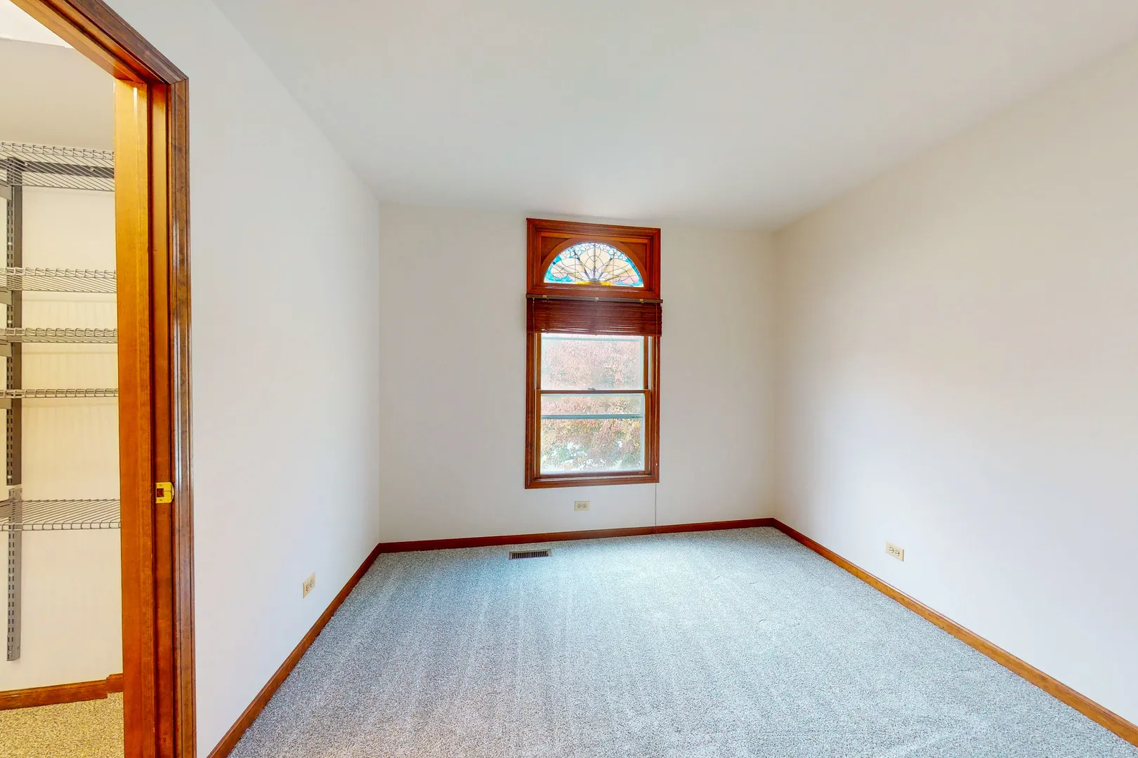 409 New York Lane IL