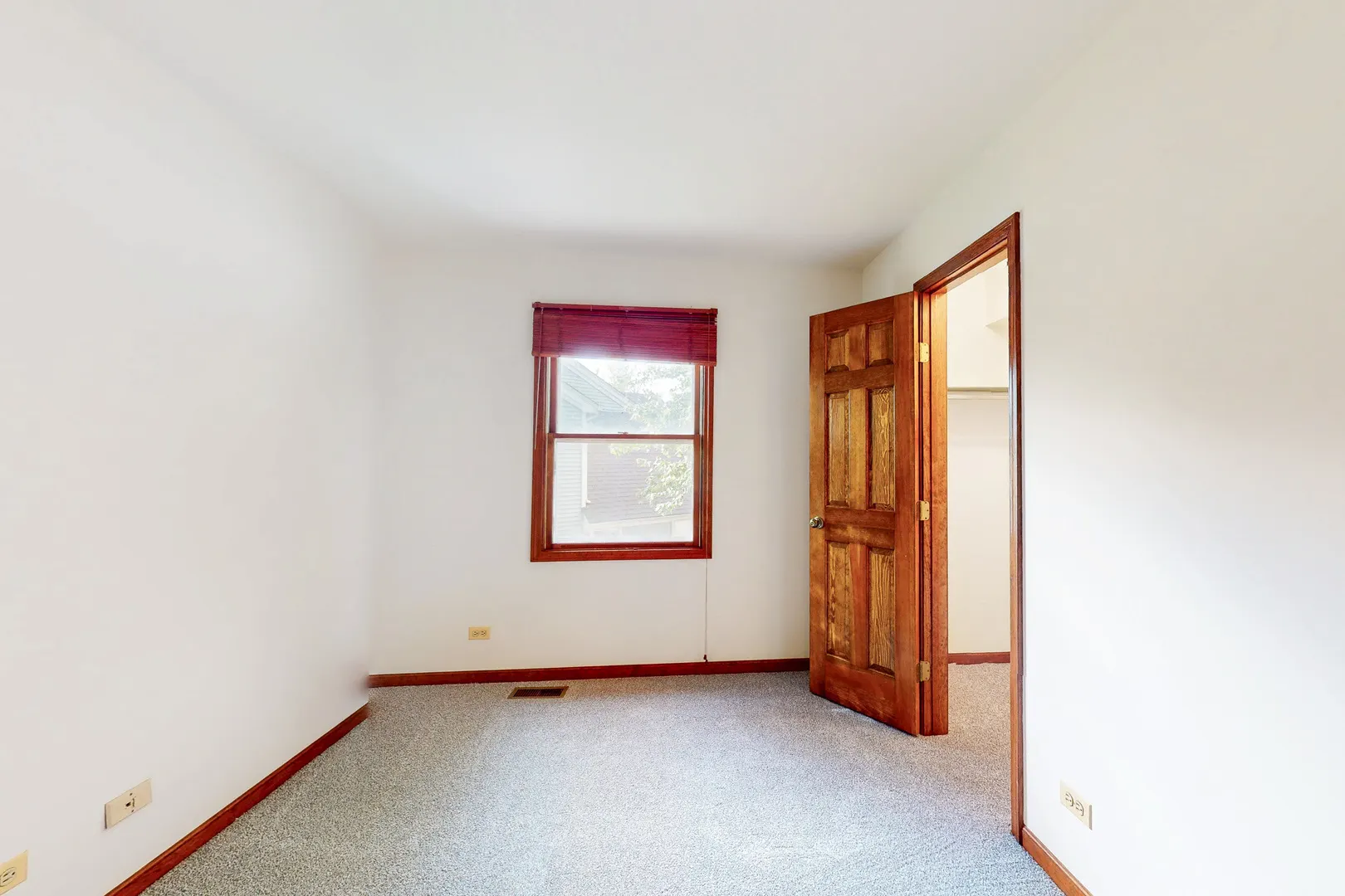 409 New York Lane IL