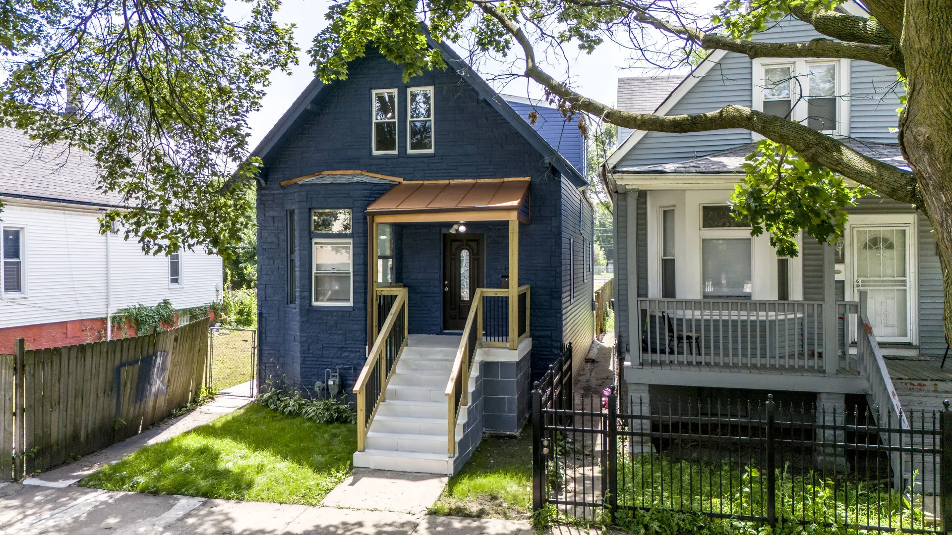 845 W 50th Place IL