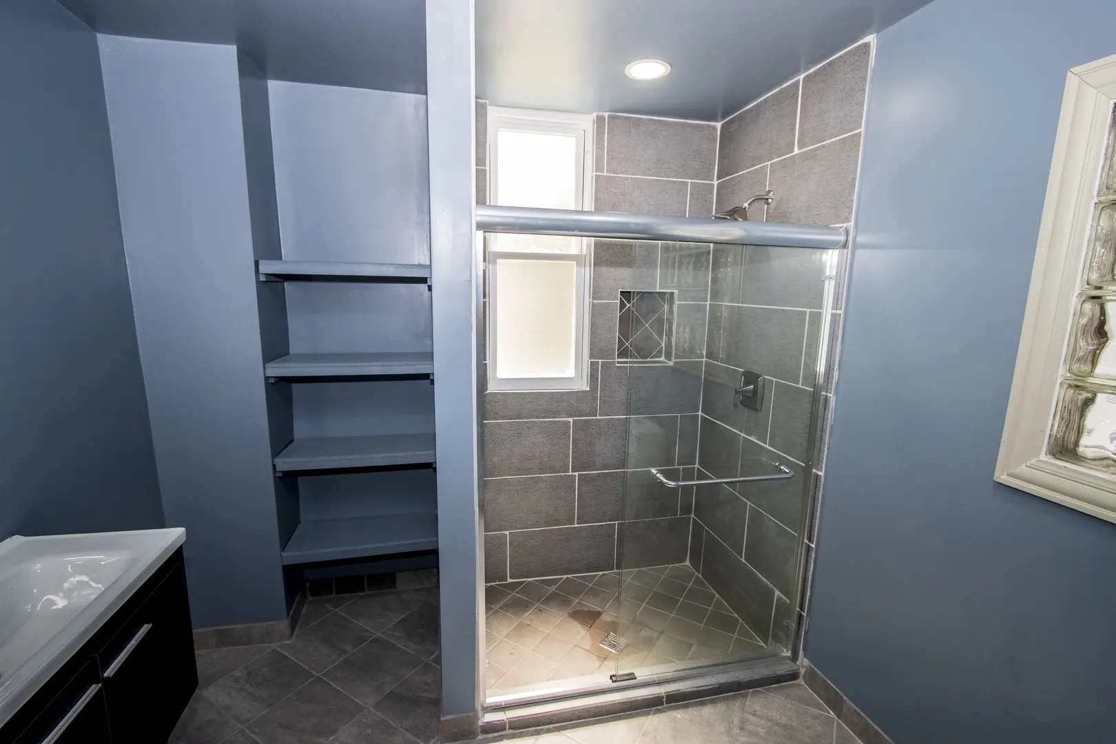 845 W 50th Place IL