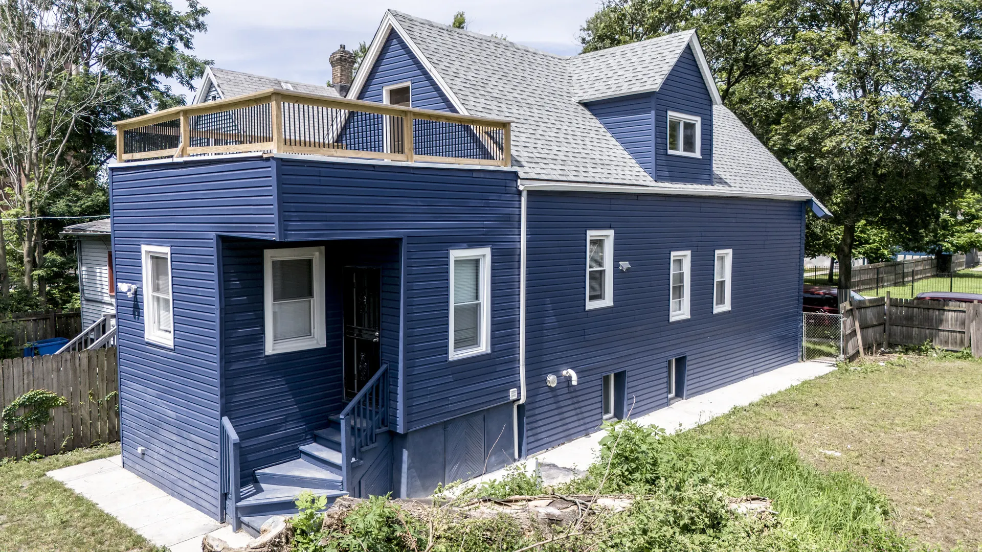 845 W 50th Place IL