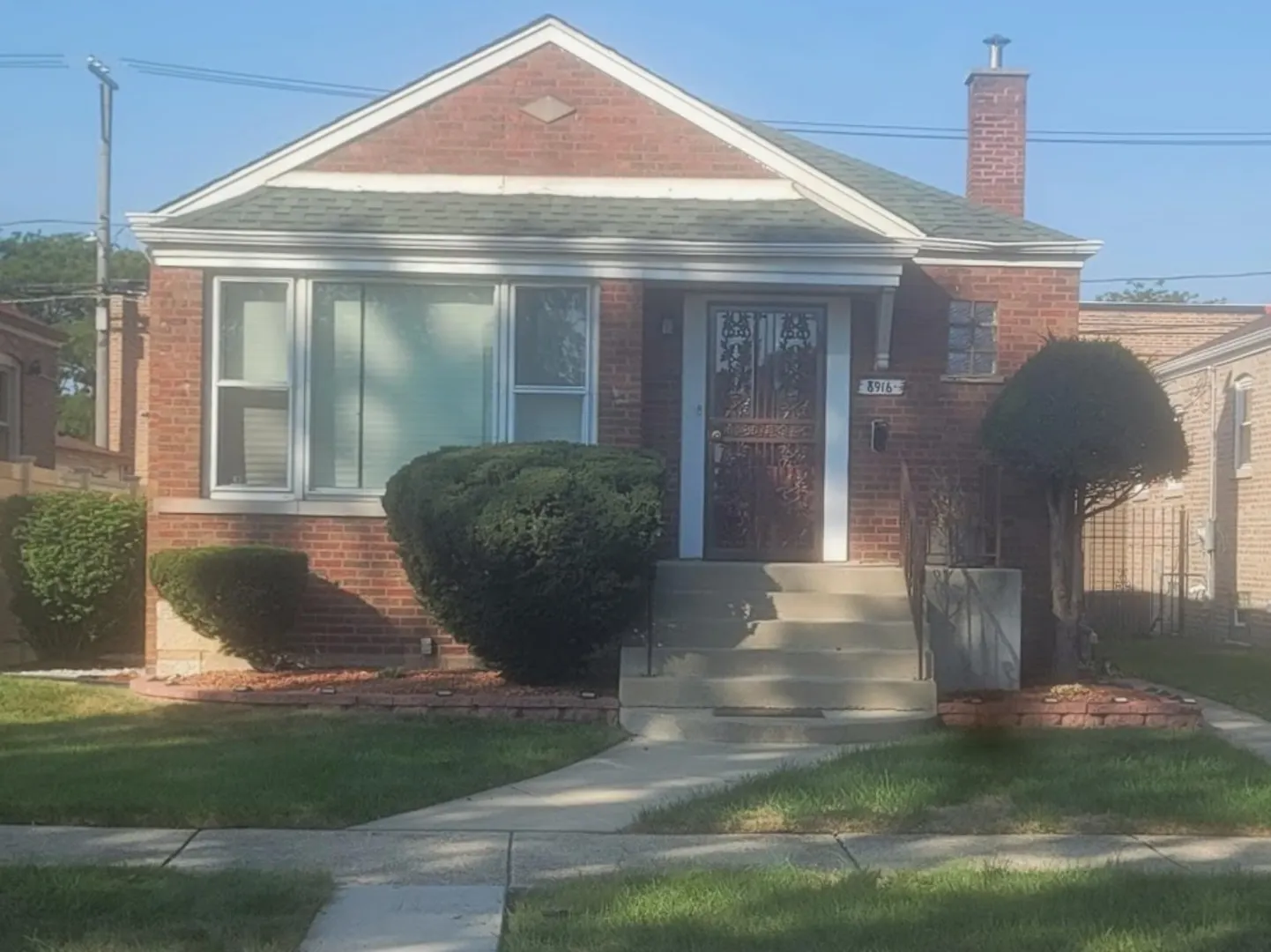 8916 S Cornell Avenue IL