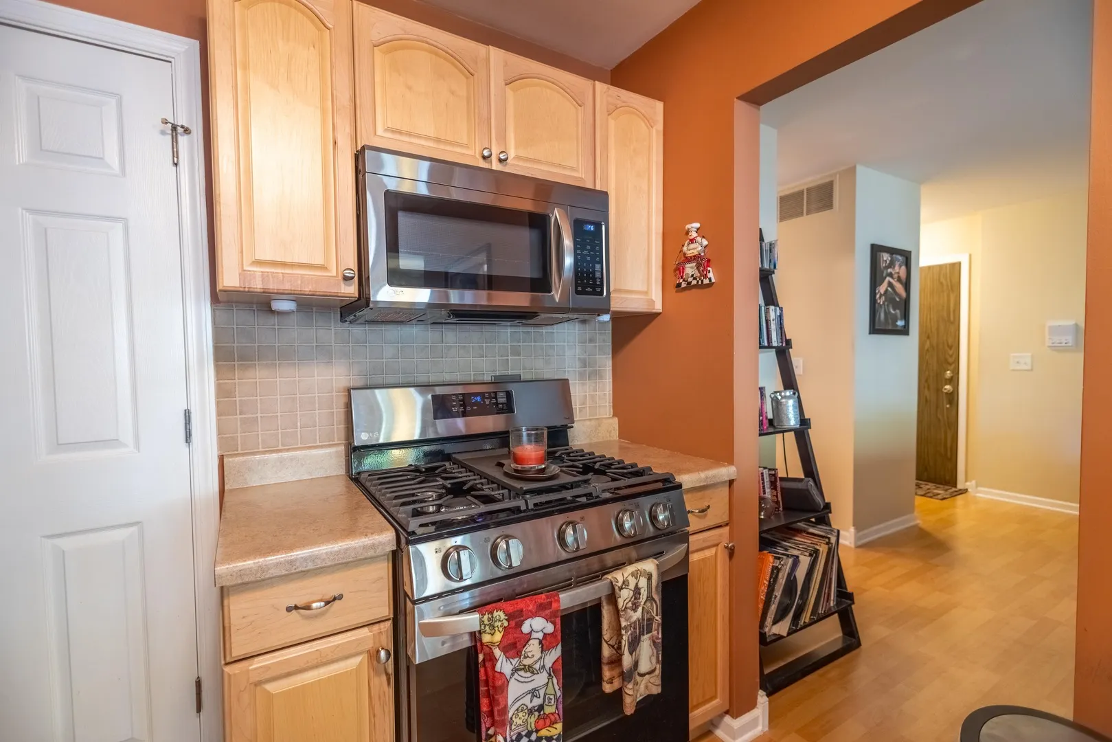 391 Thornhill Court B1 IL
