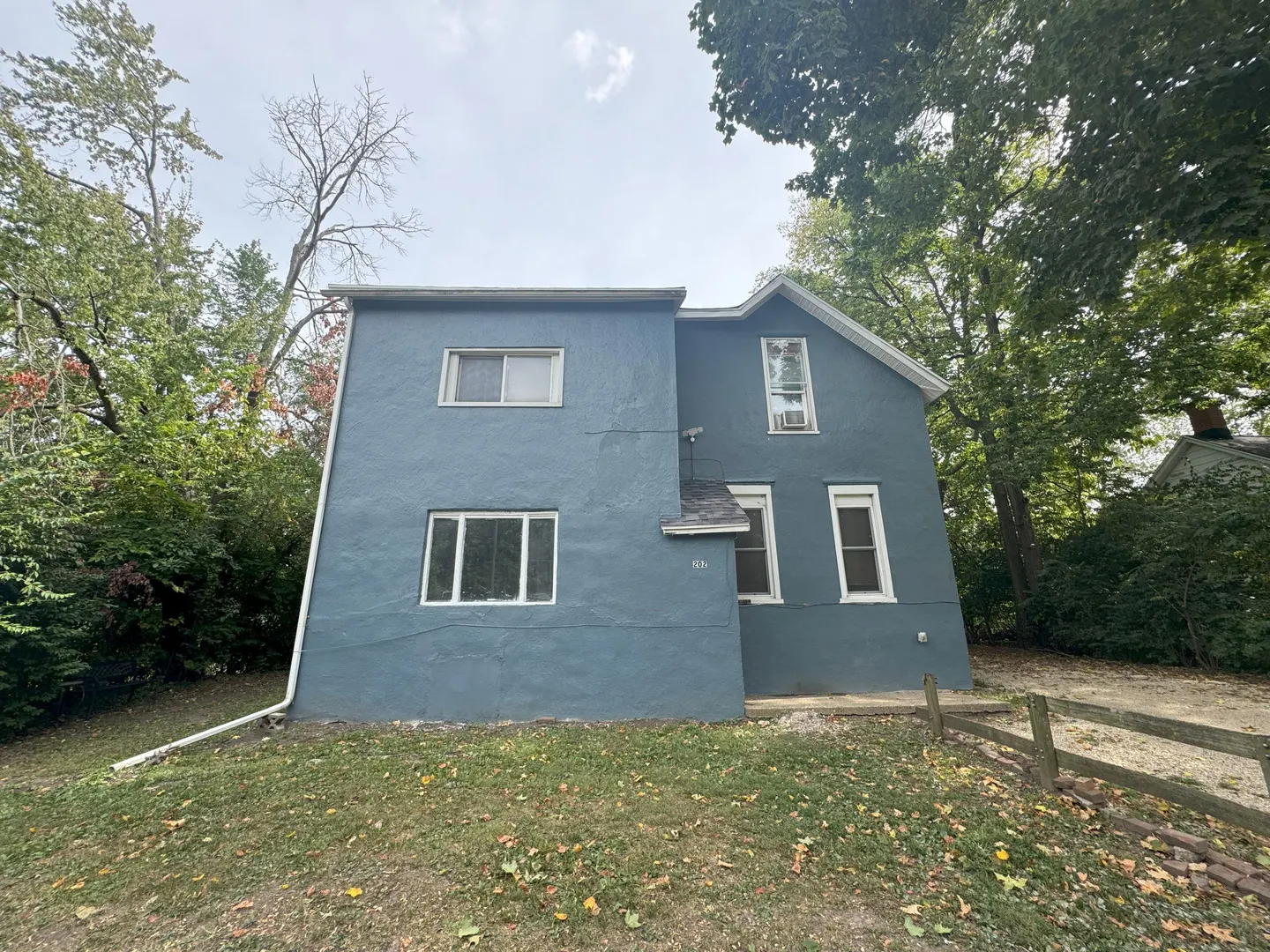 202 S Grove Street IL