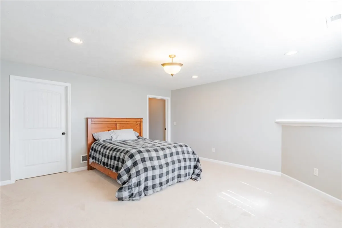 1008 Wittenwoods Drive IL