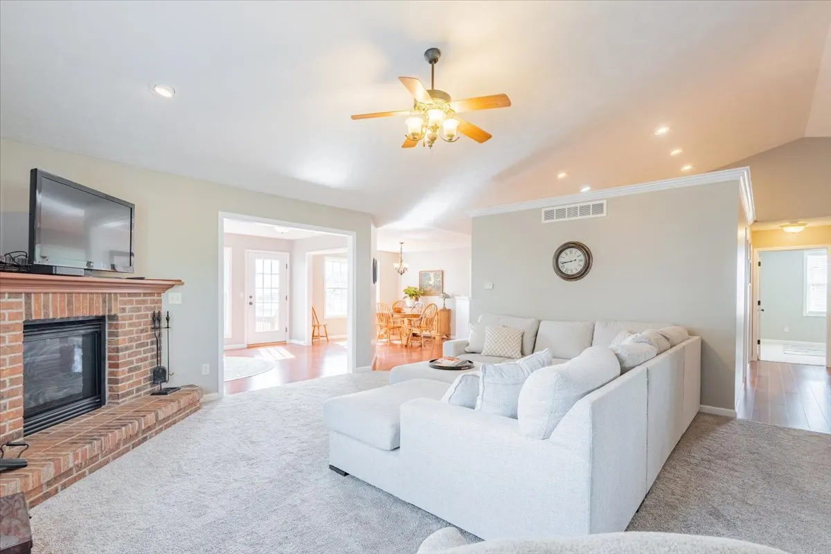 1008 Wittenwoods Drive IL