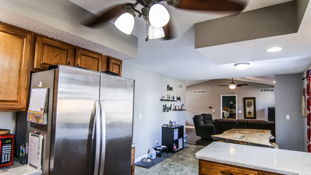 1009 N Possum Trail IL
