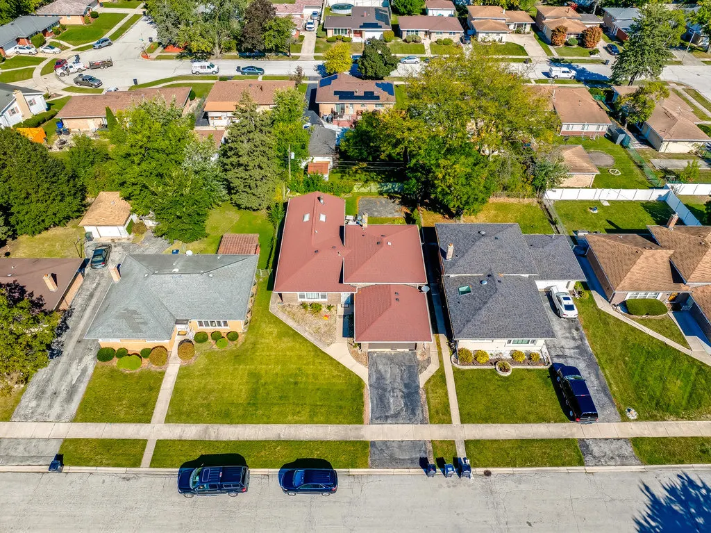 452 E 167th Street IL