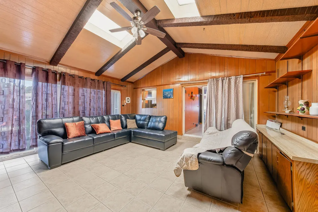 452 E 167th Street IL
