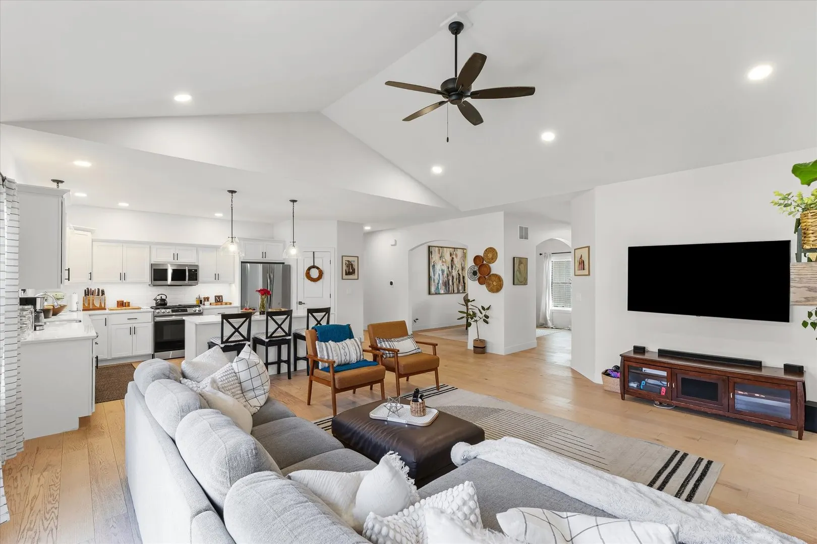 1614 Kassen Avenue IL