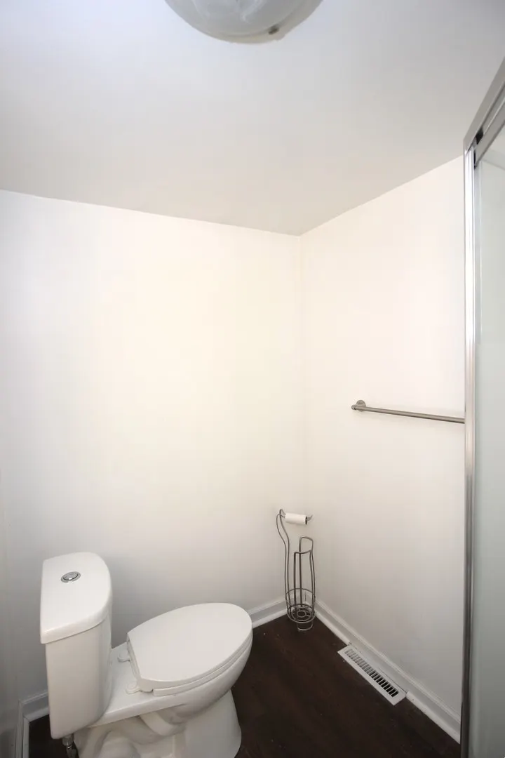 405 N Elm Street IL