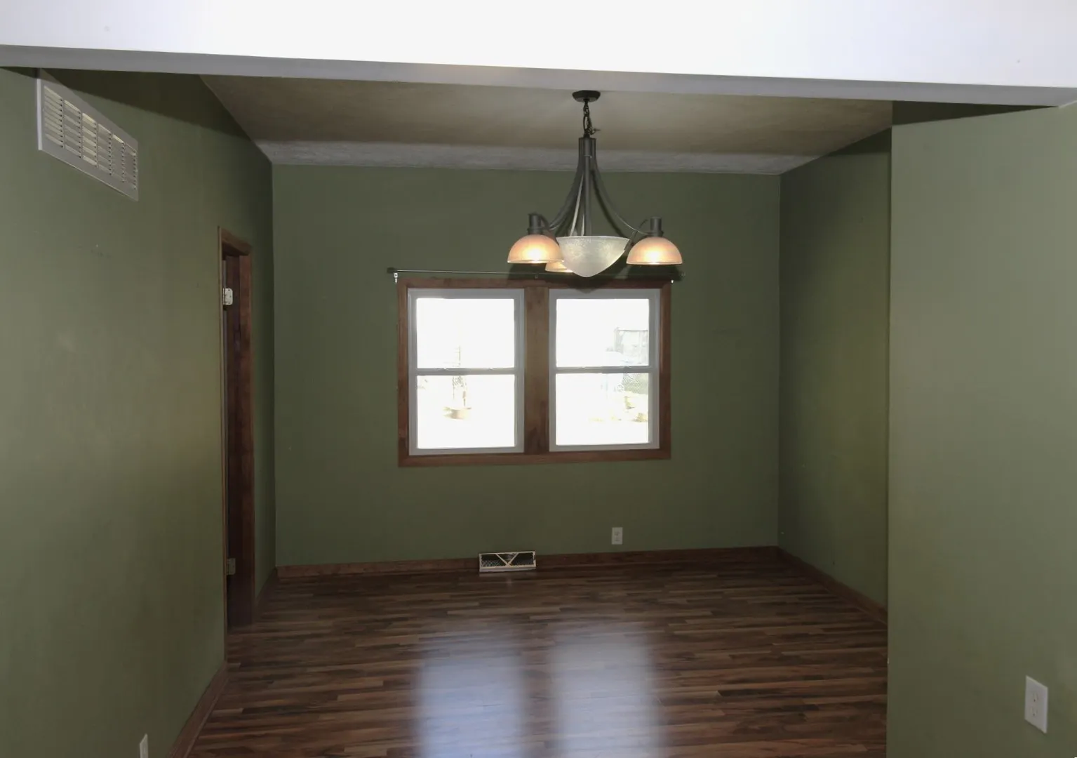 405 N Elm Street IL