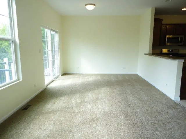 490 Grosvenor Lane IL