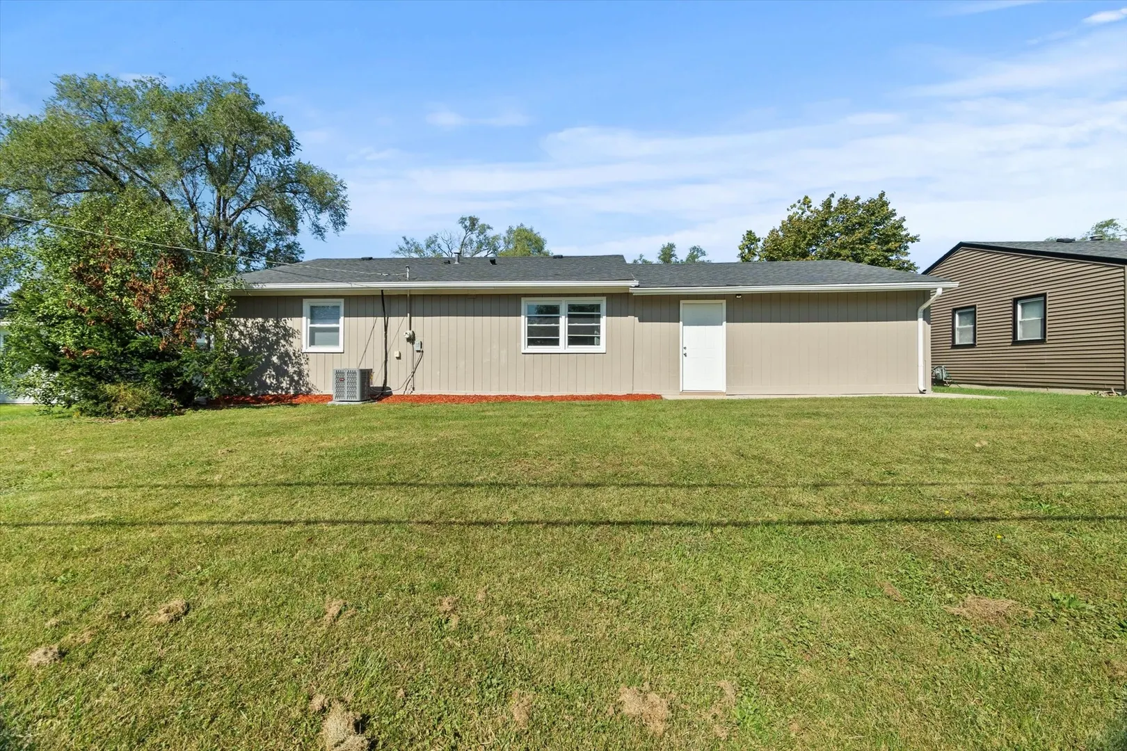 1208 Hague Street IL