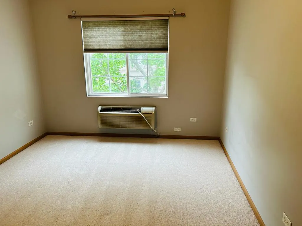 1131 Silverstone Drive 1131 IL