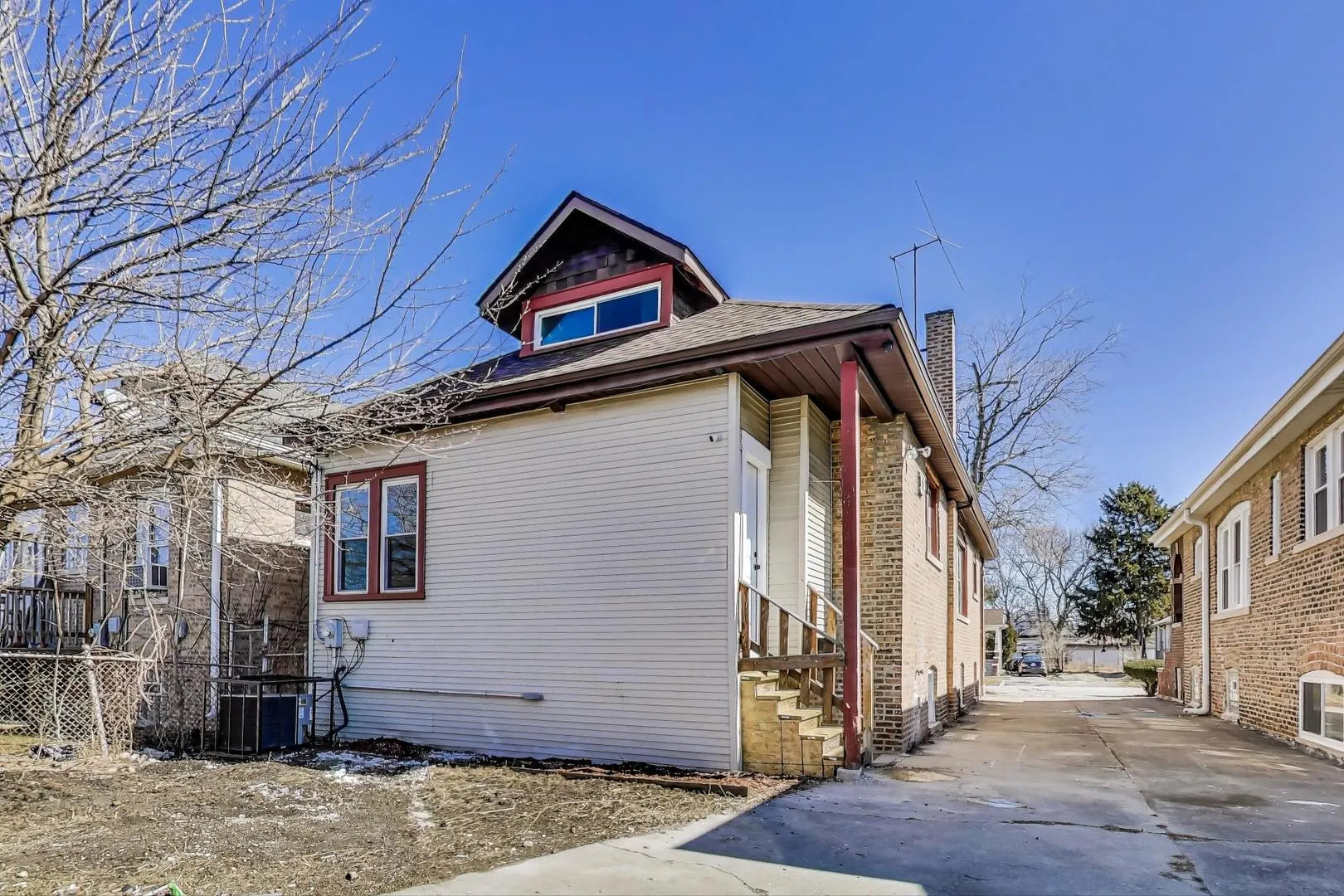 8914 S Throop Street IL