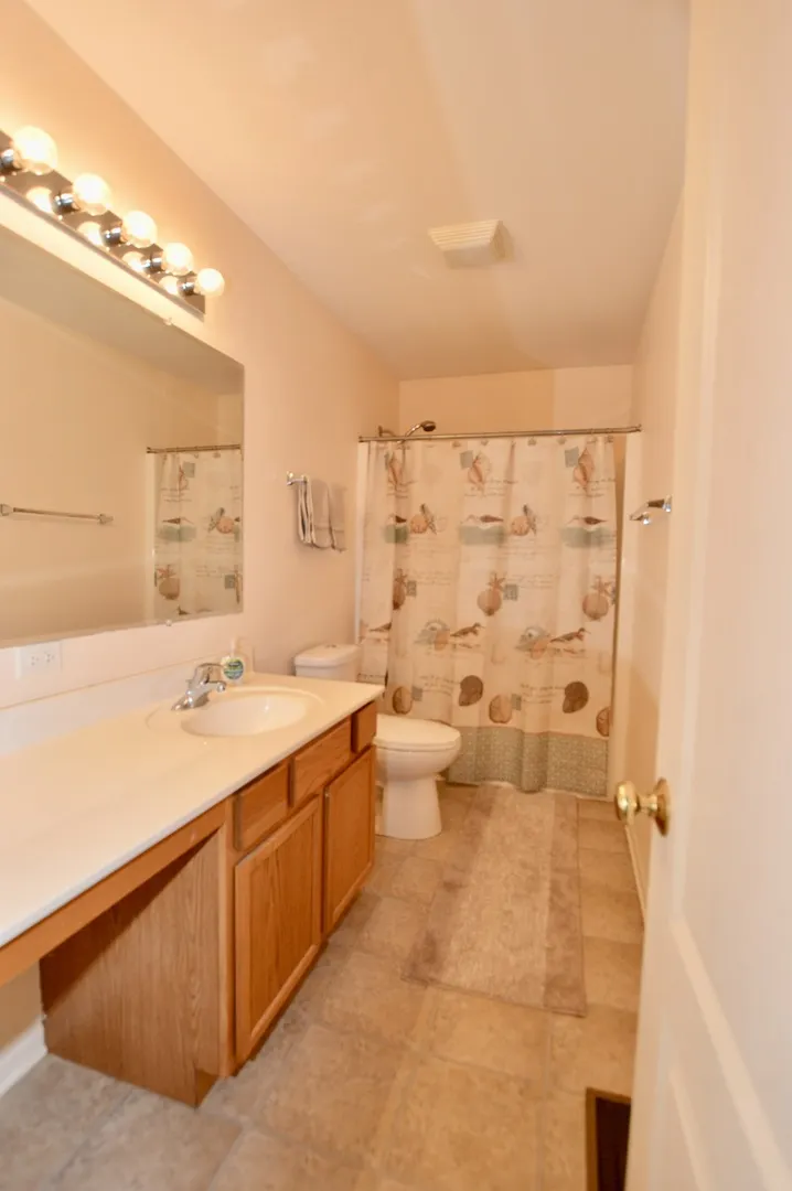 1703 Cashel Lane IL