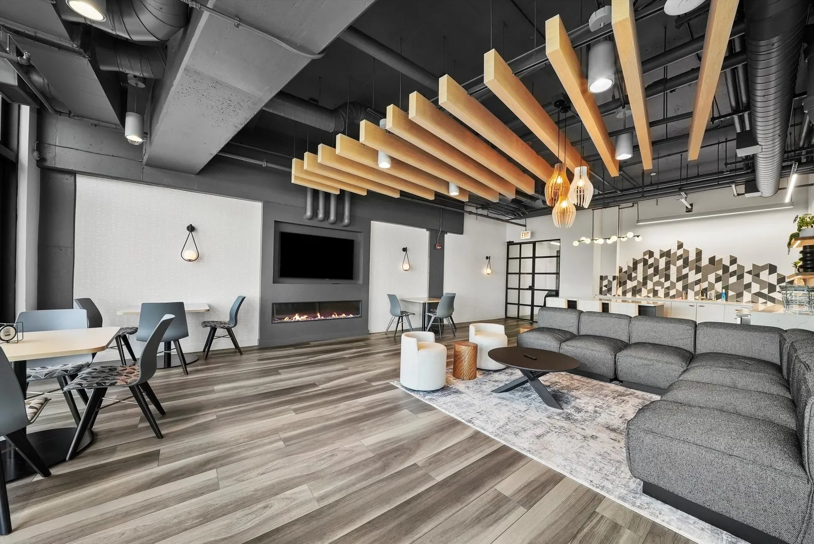 1530 S State Street 1004 IL