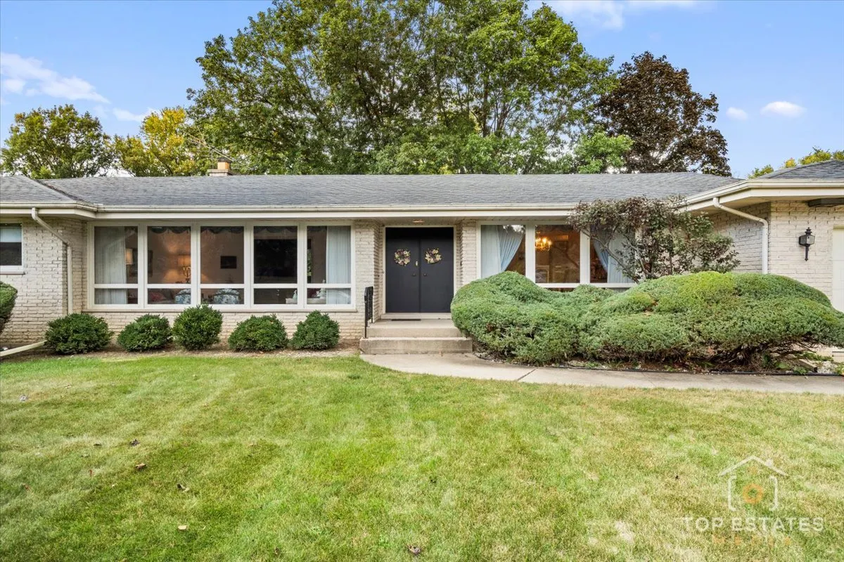 980 Apple Creek Lane IL