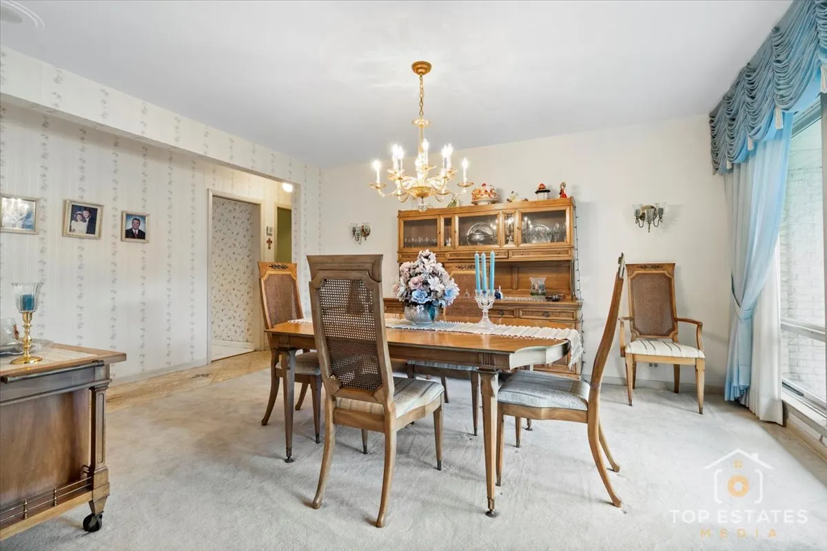 980 Apple Creek Lane IL