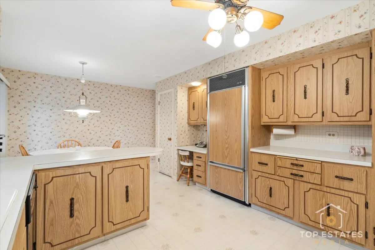 980 Apple Creek Lane IL