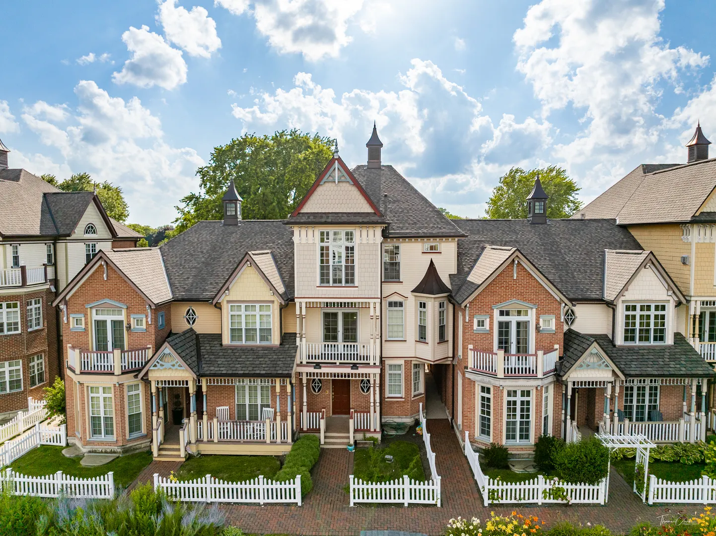 4151 ROYAL MEWS Circle 202A IL