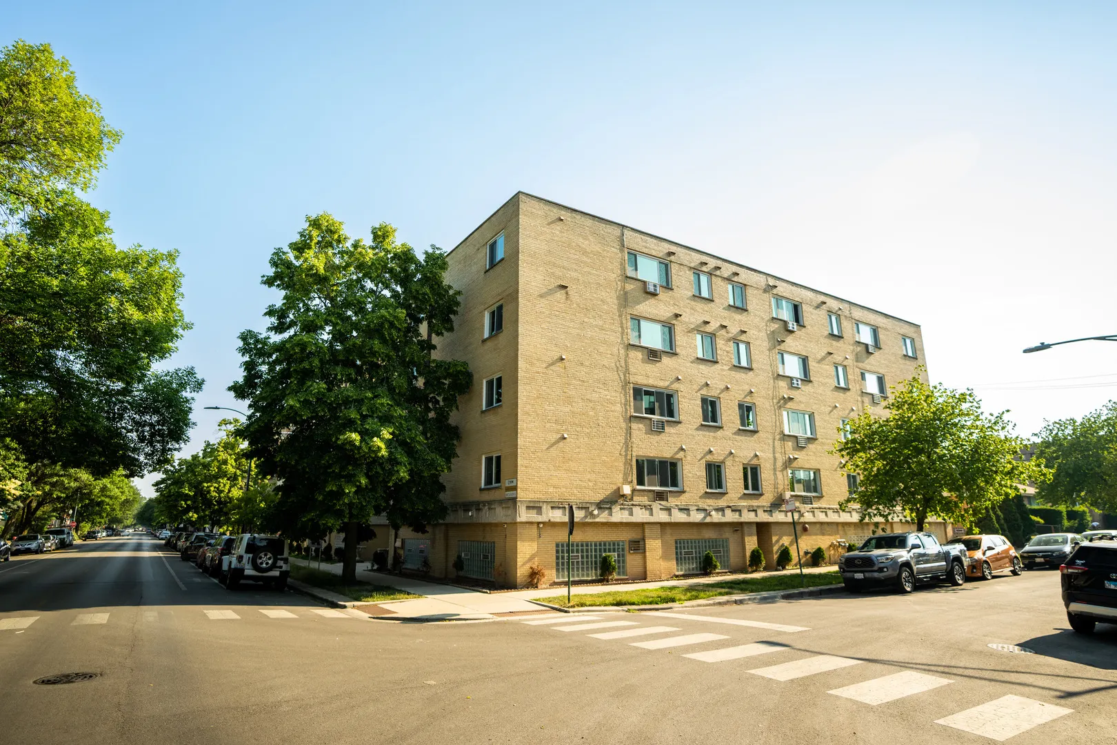 5314 N Damen Avenue 305 IL