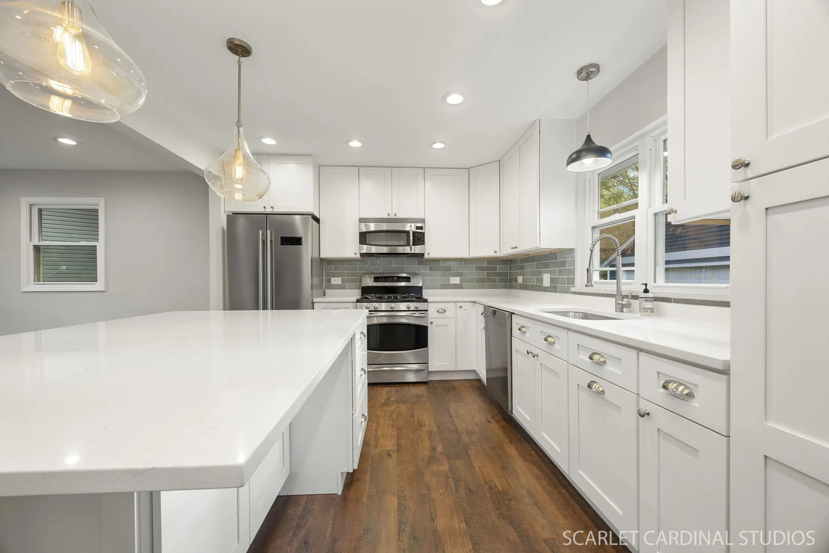701 W Charles Street IL