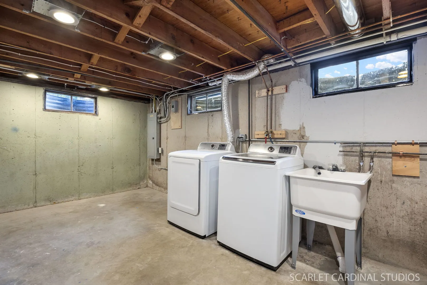 701 W Charles Street IL