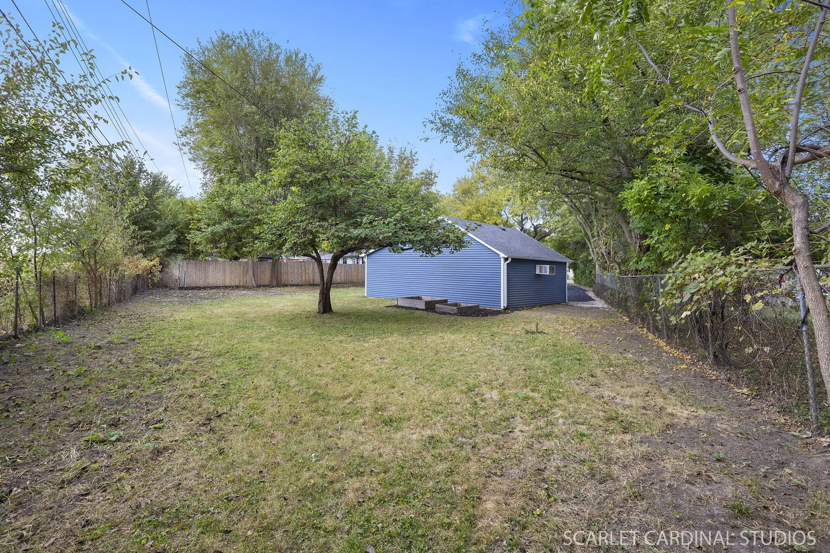 701 W Charles Street IL